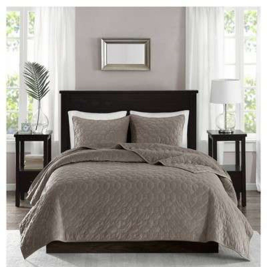 Coverlet Bedding Sets * | Hot Sale Madison Park Mercer Polyester Velvet Quilted Quilt Set