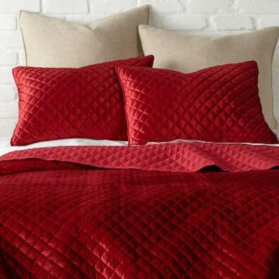 Quilt Bedding Sets * | Best Pirce Red Velvet Holiday Quilt Set Levtex Home