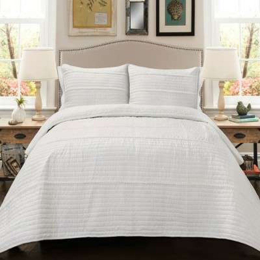 Quilt Bedding Sets * | Best Pirce Lush Decor White Pom Pom Stripe Quilt Set Lush Decor