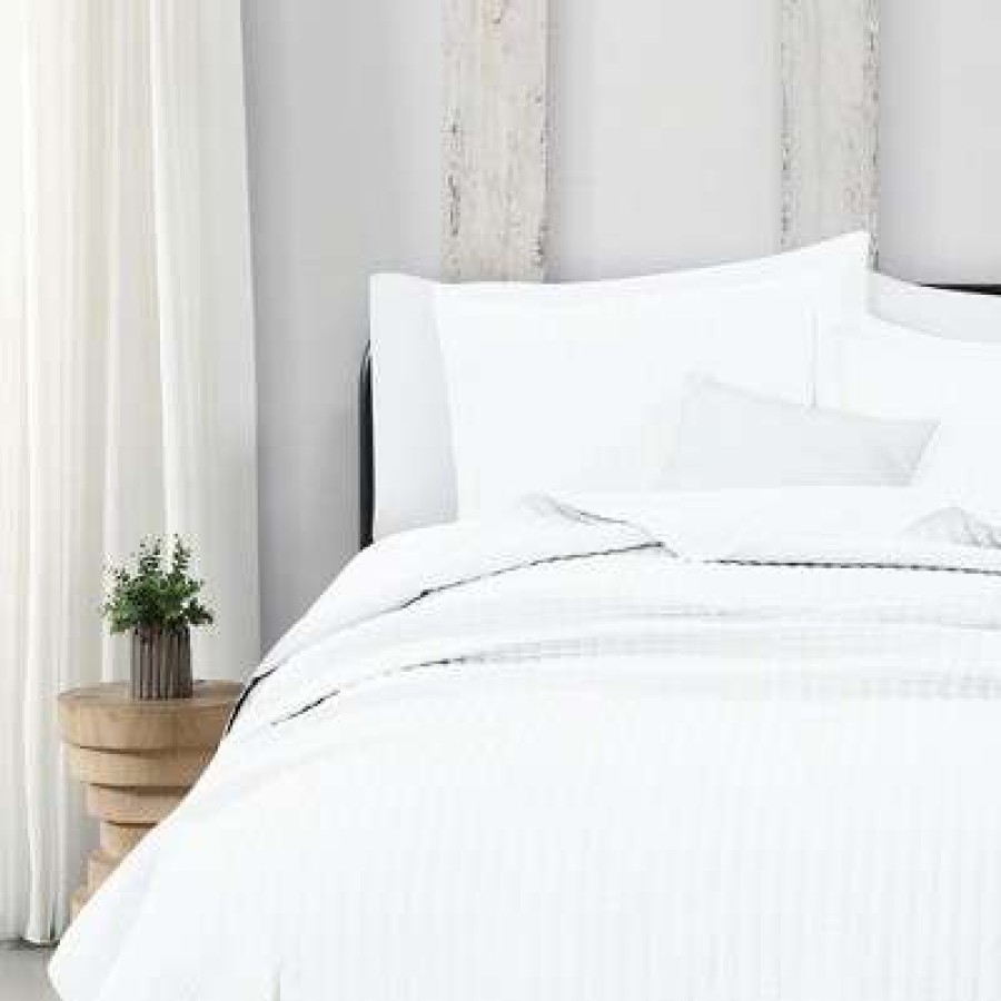 Quilt Bedding Sets * | Outlet Great Bay Home Alicia Collection Channel Stitch Quilt Set Full / Queen White