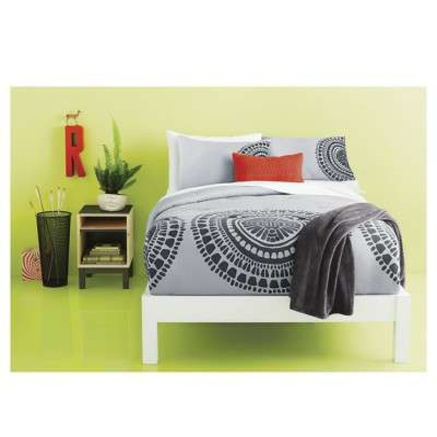 Bedding Collections * | Outlet Threshold Gray & Black Medallion Bedroom Collection