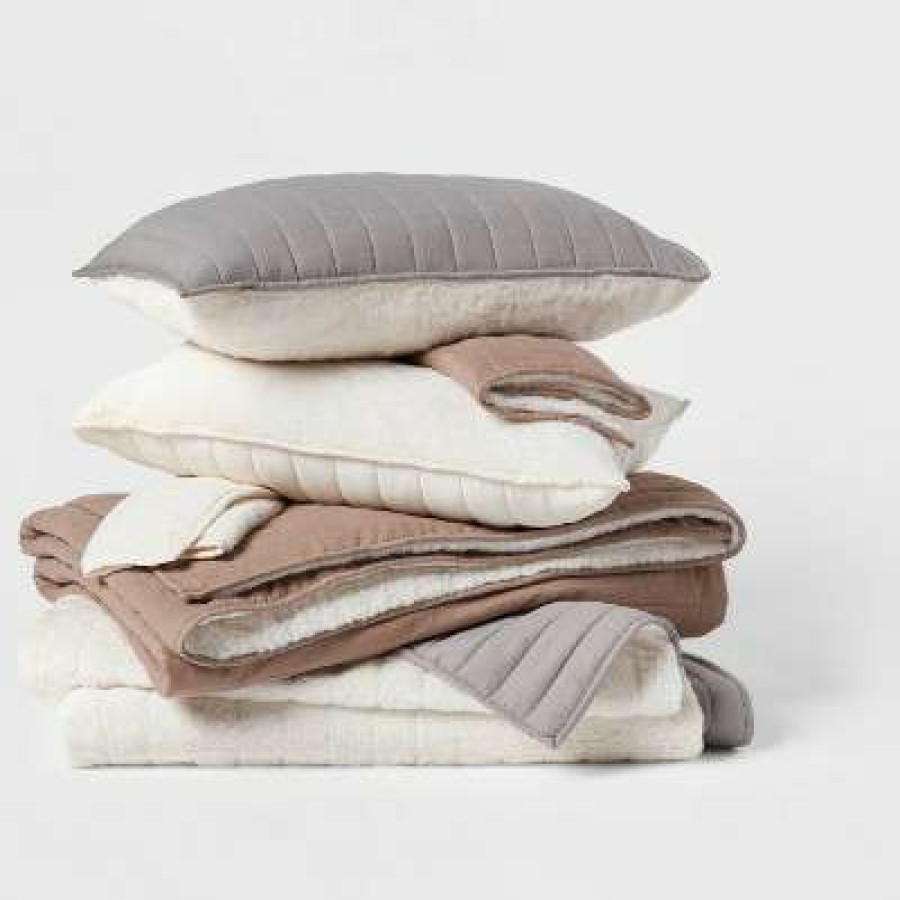 Bedding Collections * | Deals Reversible Faux Fur & Flannel Collection Threshold