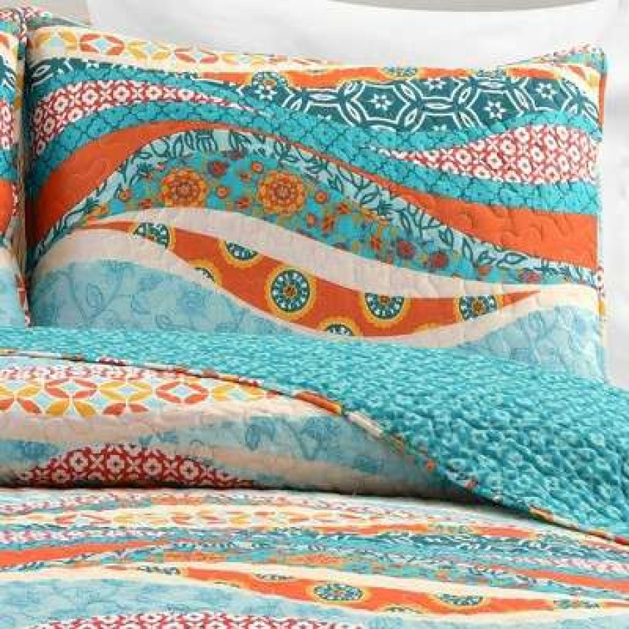 Quilt Bedding Sets * | Hot Sale Lush Decor Hailey Watercolor Wave Quilt Set Lush Decor Multicolor