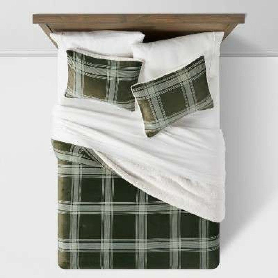 Comforter Bedding Sets * | Best Deal Sherpa & Plush Reversible Plaid Comforter & Sham Set Threshold&#153