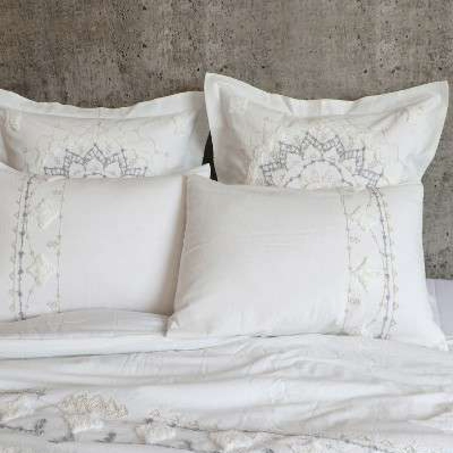 Quilt Bedding Sets * | Best Sale Harleson Medallion Comforter Set White & Grey Levtex Home